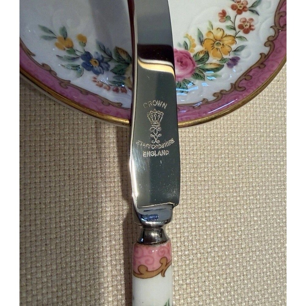 Vintage Crown Staffordshire Fine Bone China Butter Pat or Trinket dish - Picture 4 of 6